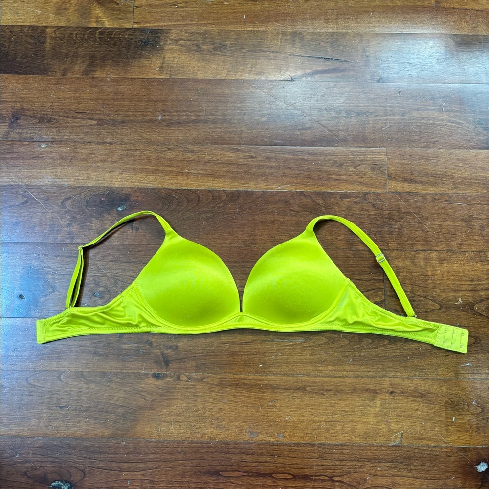 Victoria's Secret Lime Green Bra